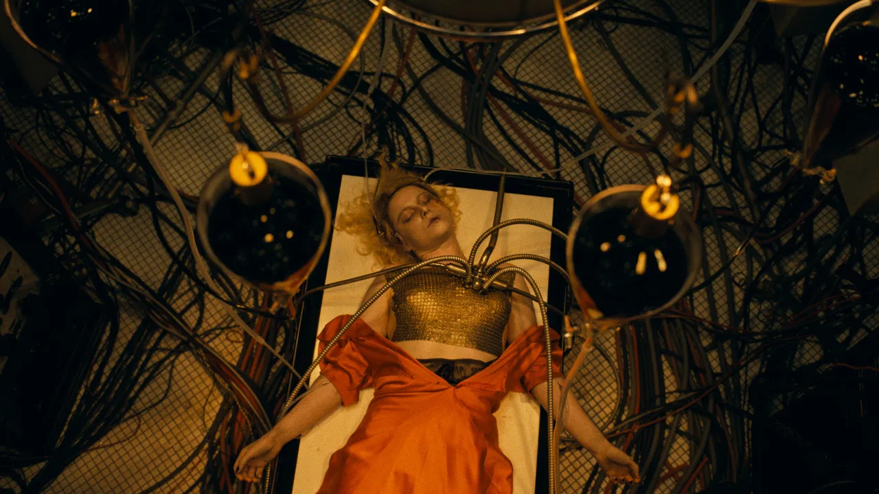 The Bride! Movie Screenshot 1